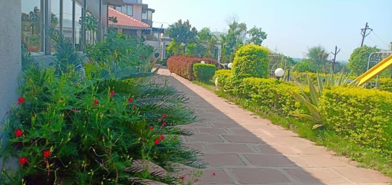 Hotel Complimentary Water Park Igatpuri Extérieur photo